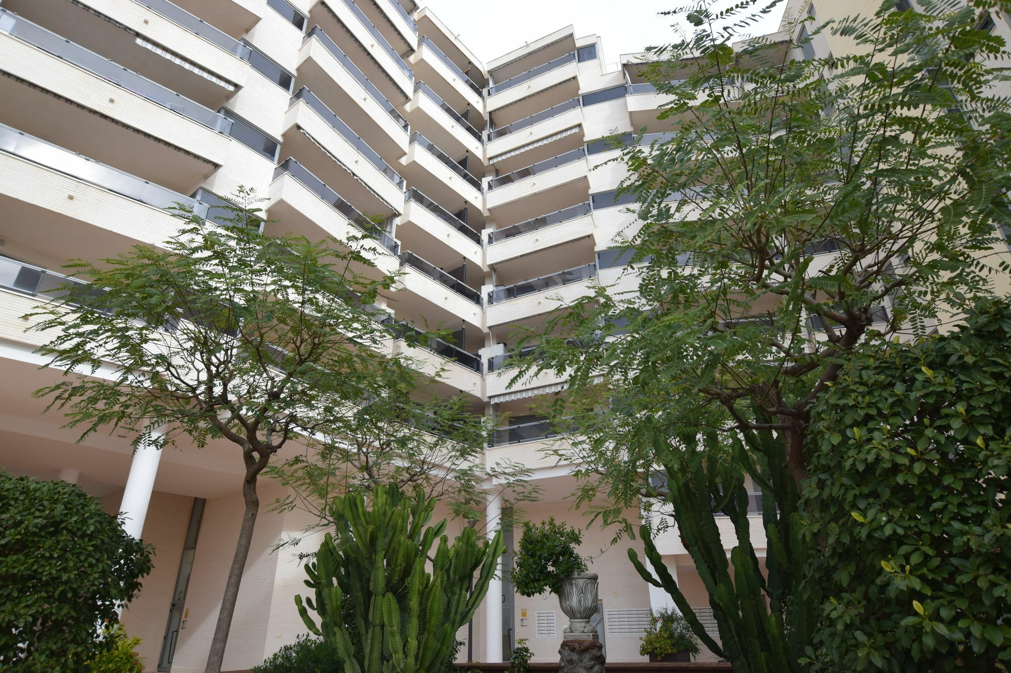 Plaza Mayor 2 Bedroom Apartment كاليبي المظهر الخارجي الصورة